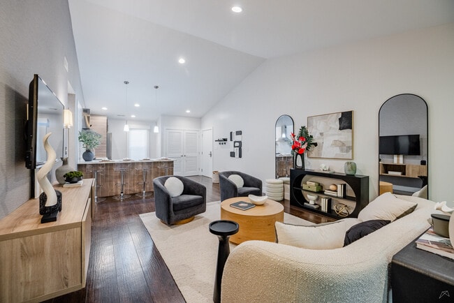 2 Bed 2 Bath