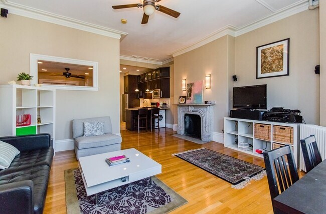 Photo - 171 Beacon St Unidad 4F