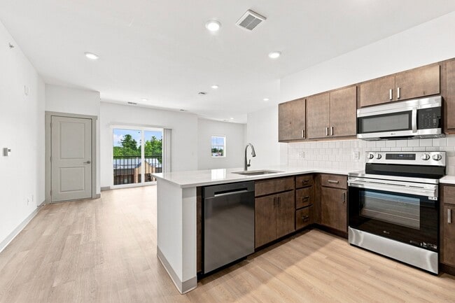 Riverbend Flats Apartments