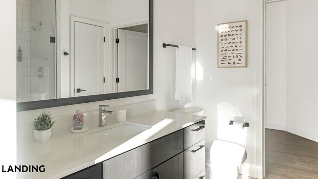 1007 S Mint St Unit 809