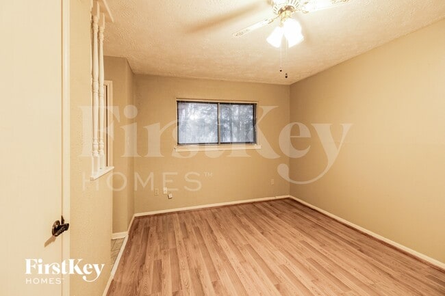 Photo - 353 Dawn Hill Dr