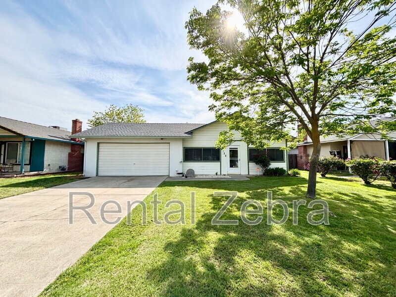 Photo - 2144 Herman Street