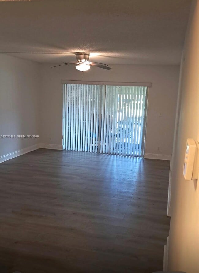 4149 NW 90th Ave Unit 106