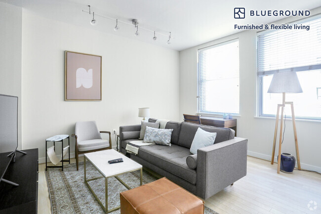 Building Photo - 733 15th St NW Unit FL7-ID215 Rental