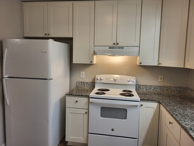 Photo - 6820 N Ridge Ct