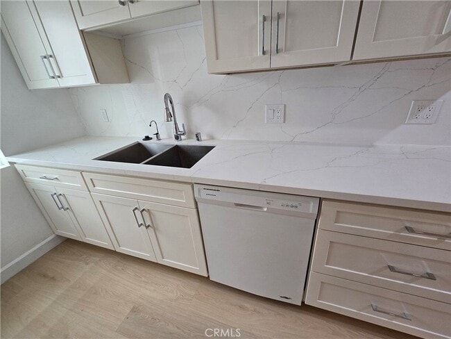 Photo - 1216 N Formosa Ave Unit 2