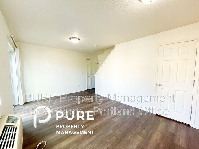 Photo - 141 NE 147th Ave