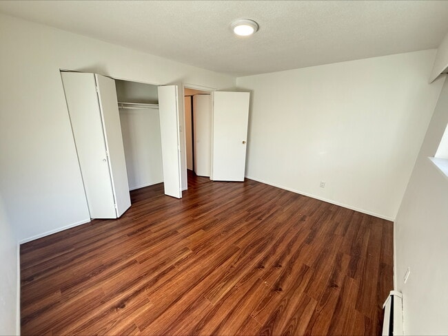 1480-1480 Boundary Crescent