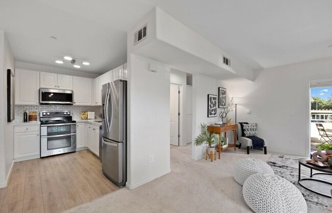 Photo - 3128 Loma Verde Dr