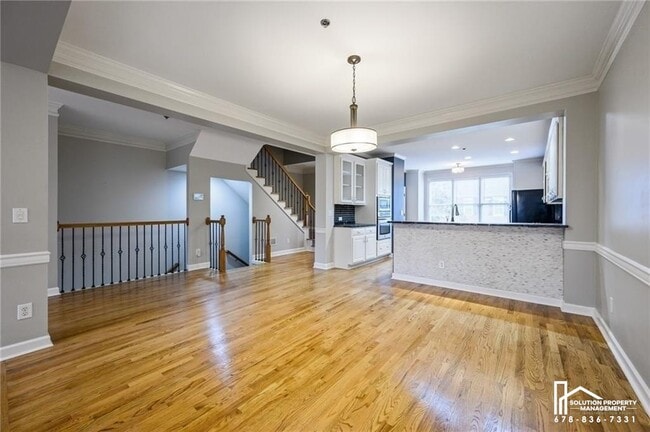 Photo - 600 Vinings Estates Dr SE