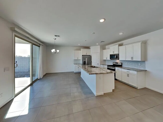 Photo - 2932 W Lehigh Ave