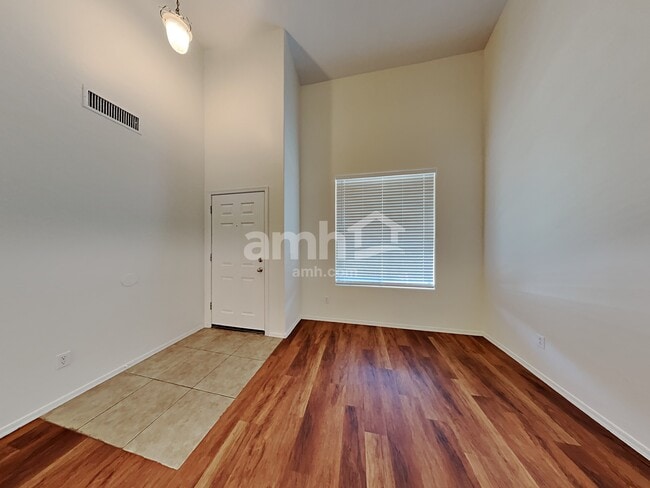 Photo - 17584 W Banff Ln