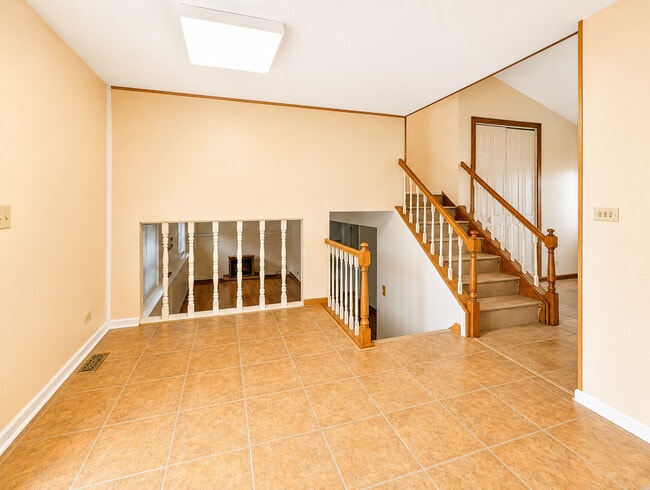 1329 Elm Dr