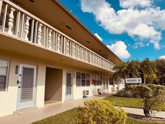 Photo - 159 Sussex H