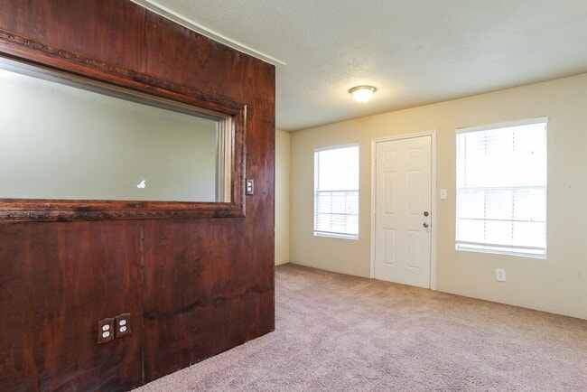 Photo - 15602 Clarks Fork Ct