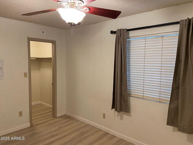 Photo - 700 W University Dr Unit 111