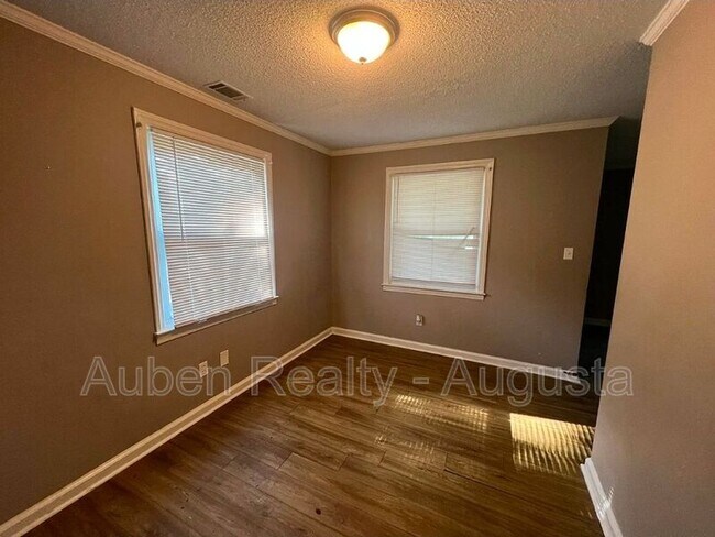 Photo - 2201 Shirley Ave