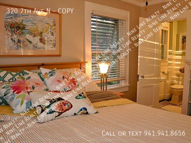 Photo - 320 7th Ave N