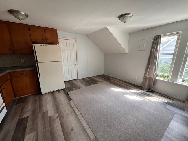 Photo - 2634 N Michigan Ave Unit #3