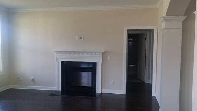 Photo - 5 bedroom 4 bath plus Bonus Room and Much More!!