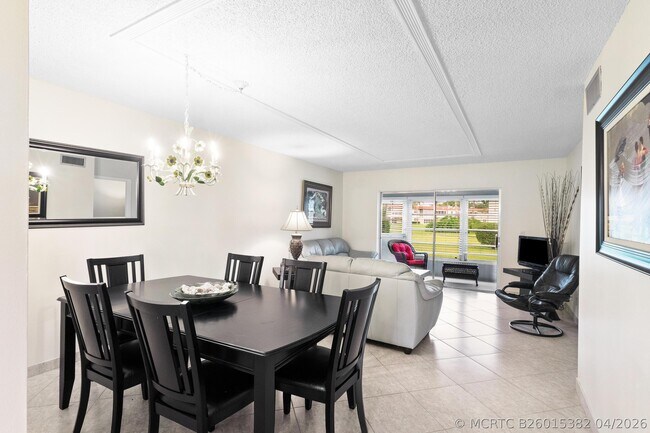 Photo - 3 Abbey Ln Unit 102