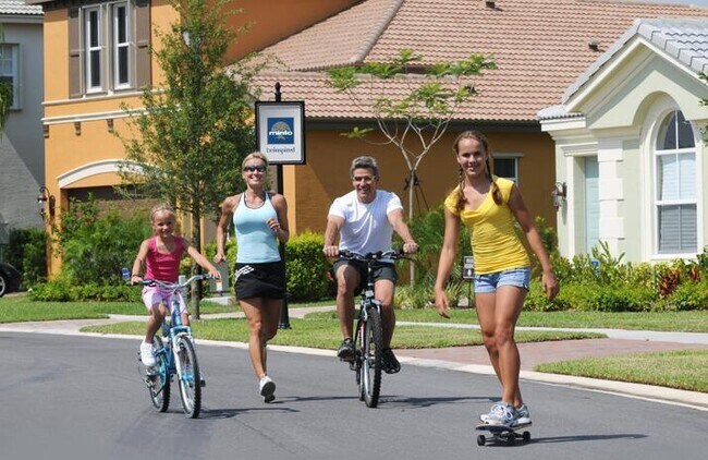 Photo - 2106 Belcara Court