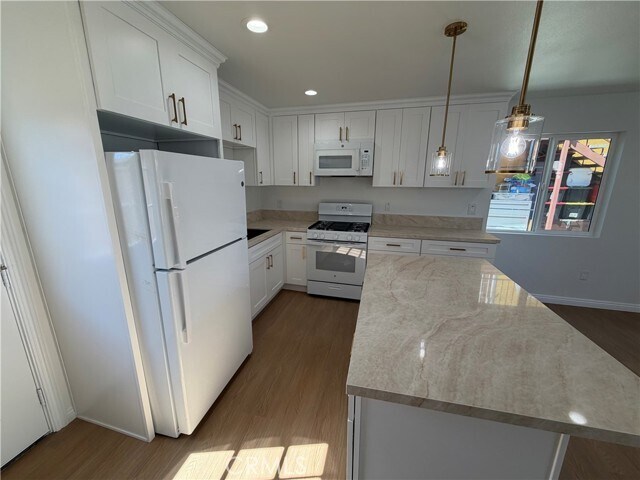 Photo - 424 W Poplar St