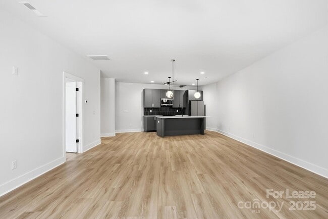 Photo - 1306 Carolyn Dr