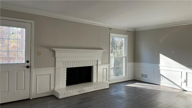 Photo - 1645 Bill Murdock Rd