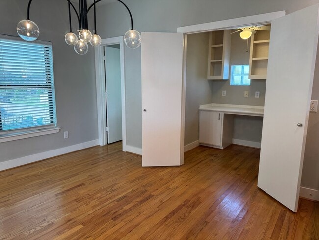 Photo - 9716 Linkmeadow Ln