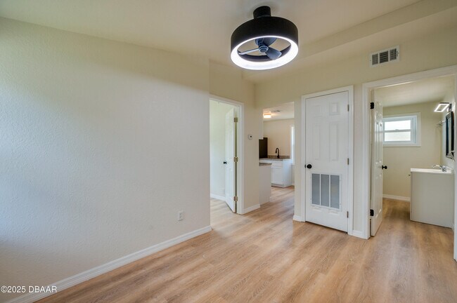 Photo - 259 Jefferson St Unit 1