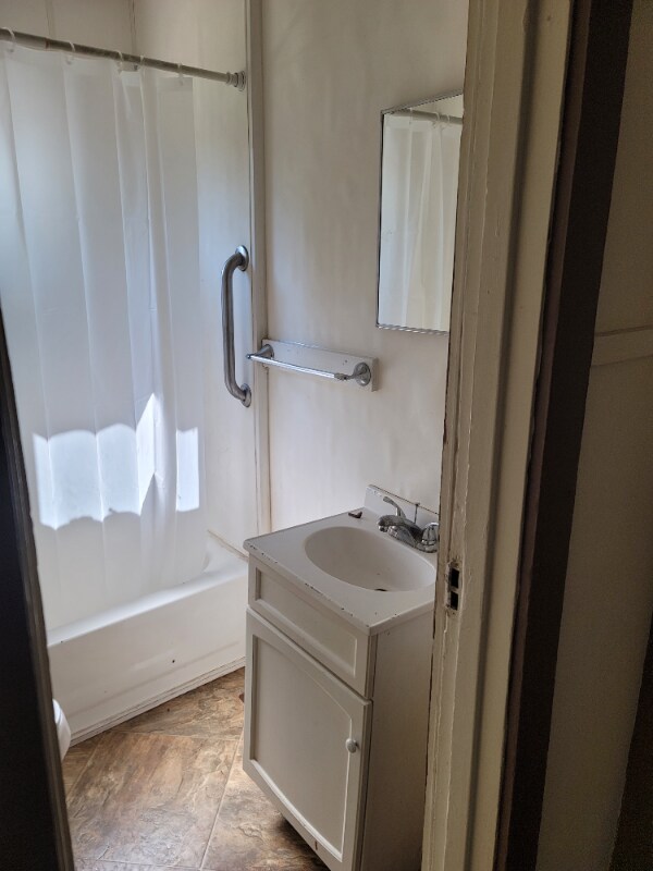 Photo - 2027 Hatch Ave