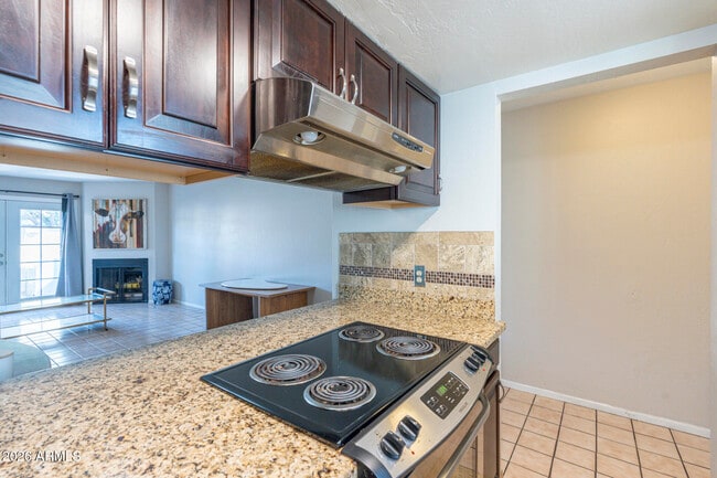 Photo - 3119 N 38th St Unit 8