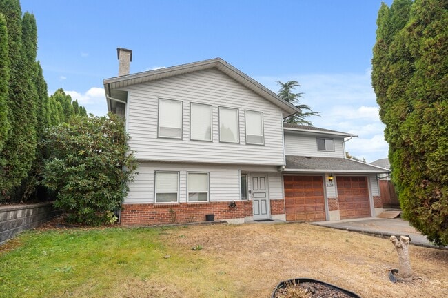 Building Photo - 3639 Dunsmuir Way