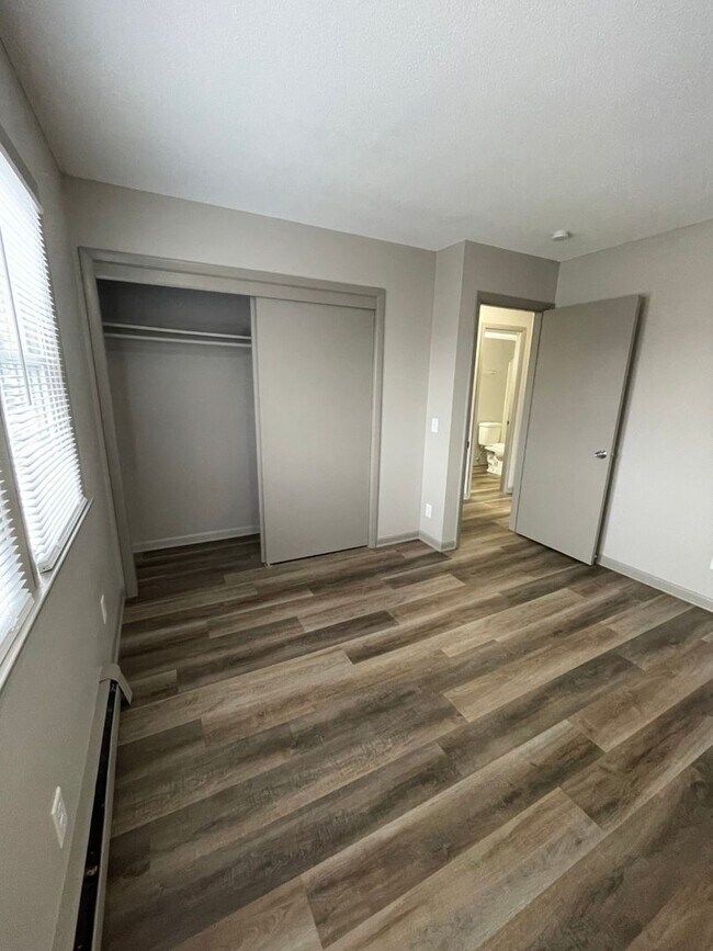 820 Lyon Street Apartments