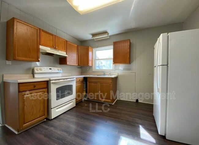 Photo - 4909 Cameron Ln