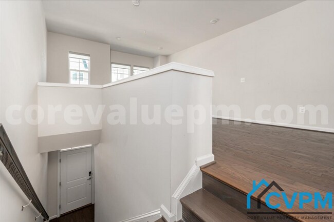 Photo - 2535 Debert Cir