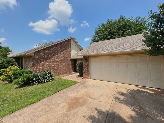 Photo - CHARMING 3 BED IN EDMOND!