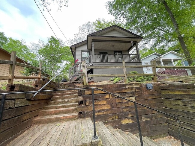 Building Photo - 950 Smith St SW