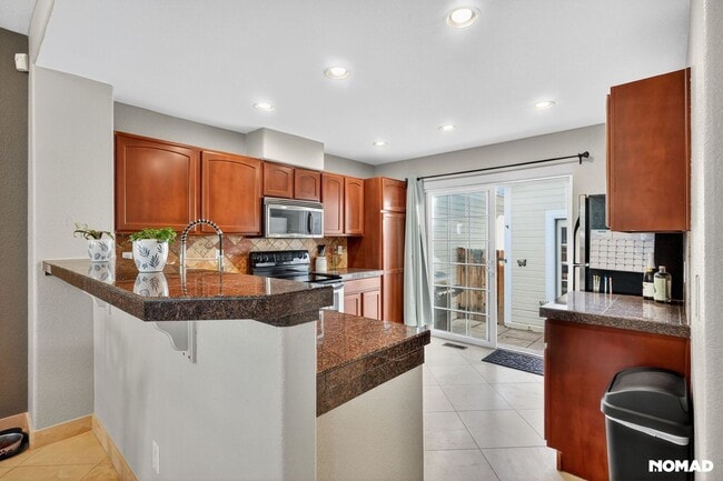 Photo - 8300 Fairmount Dr