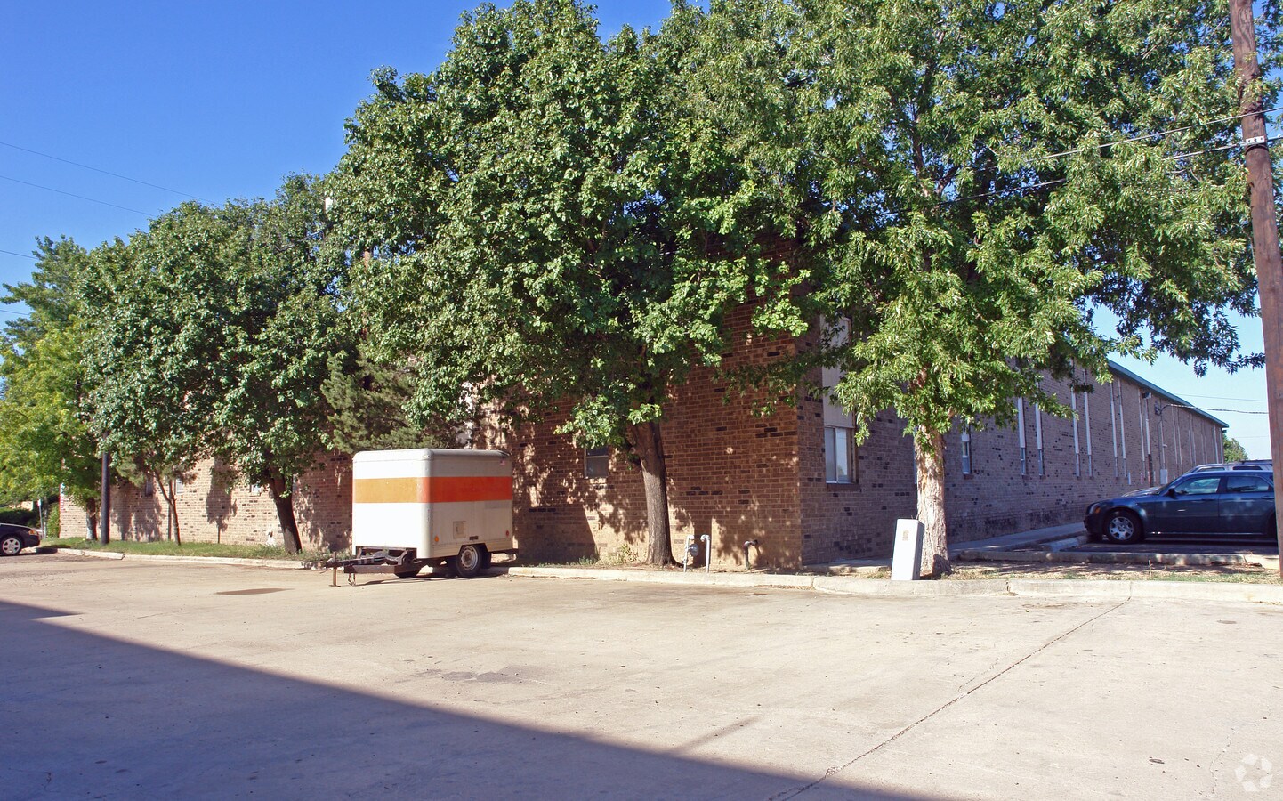 Courtyard Apartments - Courtyard Apartments