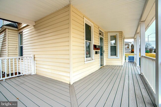 Photo - 3807 Fleetwood Ave Unidad 3