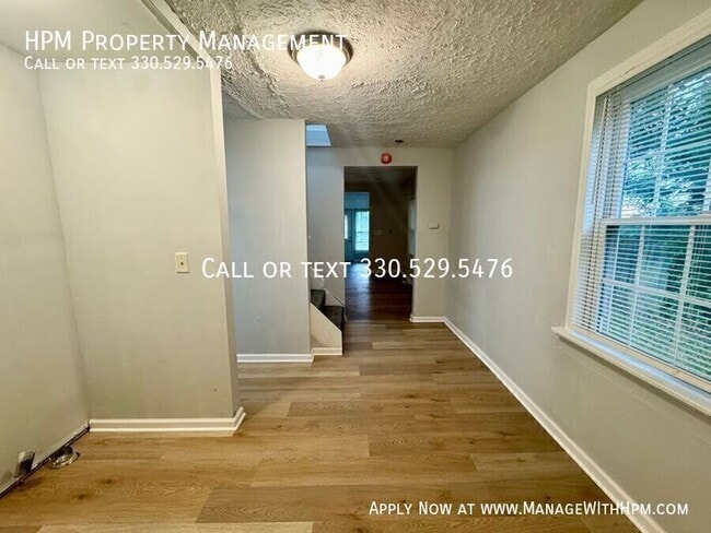 Photo - 612 Guy St NW