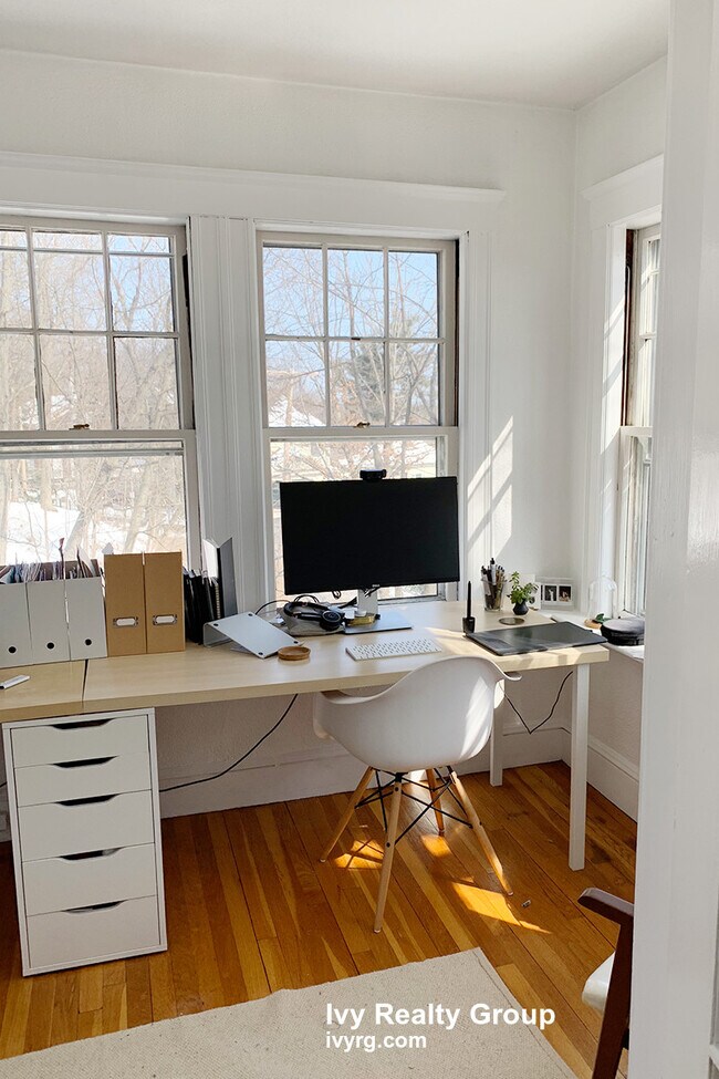 Photo - 251 Chestnut Ave Unit 3