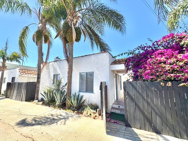 Photo - 257 Loma Ave House