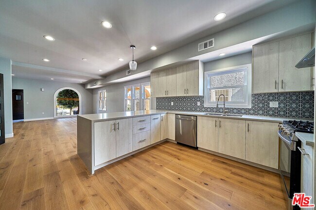 Photo - 1226 Meadowbrook Ave