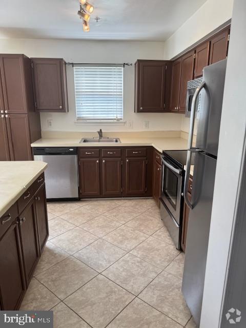Building Photo - 2453 Wentworth Dr Rental