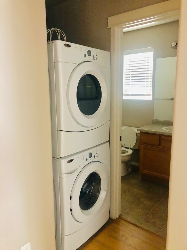 Photo - 225 Northgate Loop