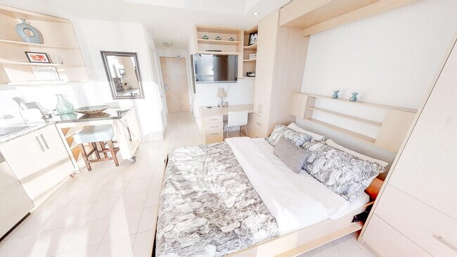 Photo - 55 Bremner Blvd Unit FL14-ID1031078P