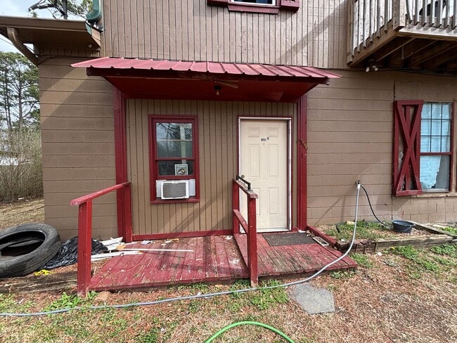 Building Photo - 709 Atlanta Hwy Unit Apt C